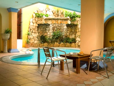 Hotel Colonial, Hoteles Pequeños en Merida