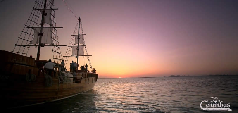 Lobster Dinner Sunrise Marina , Buy Tickets to Lobster Dinner Sunrise Marina , Tours Cancun Riviera Maya